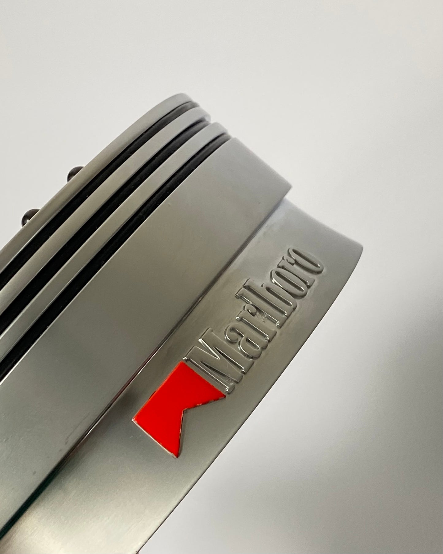 Gạt tàn thuốc Marlboro F1 Đường đua Suzuka GP Nhật Bản