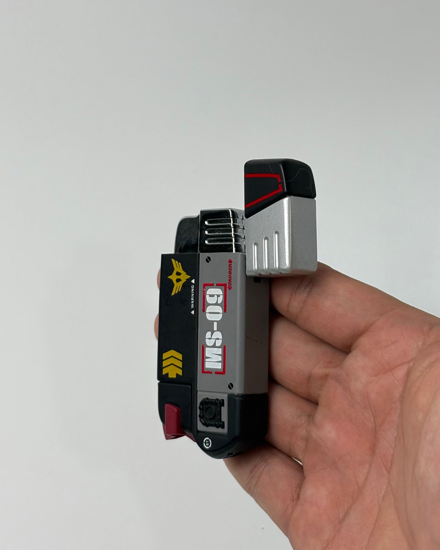LIGHTER GUNDAM MS-09