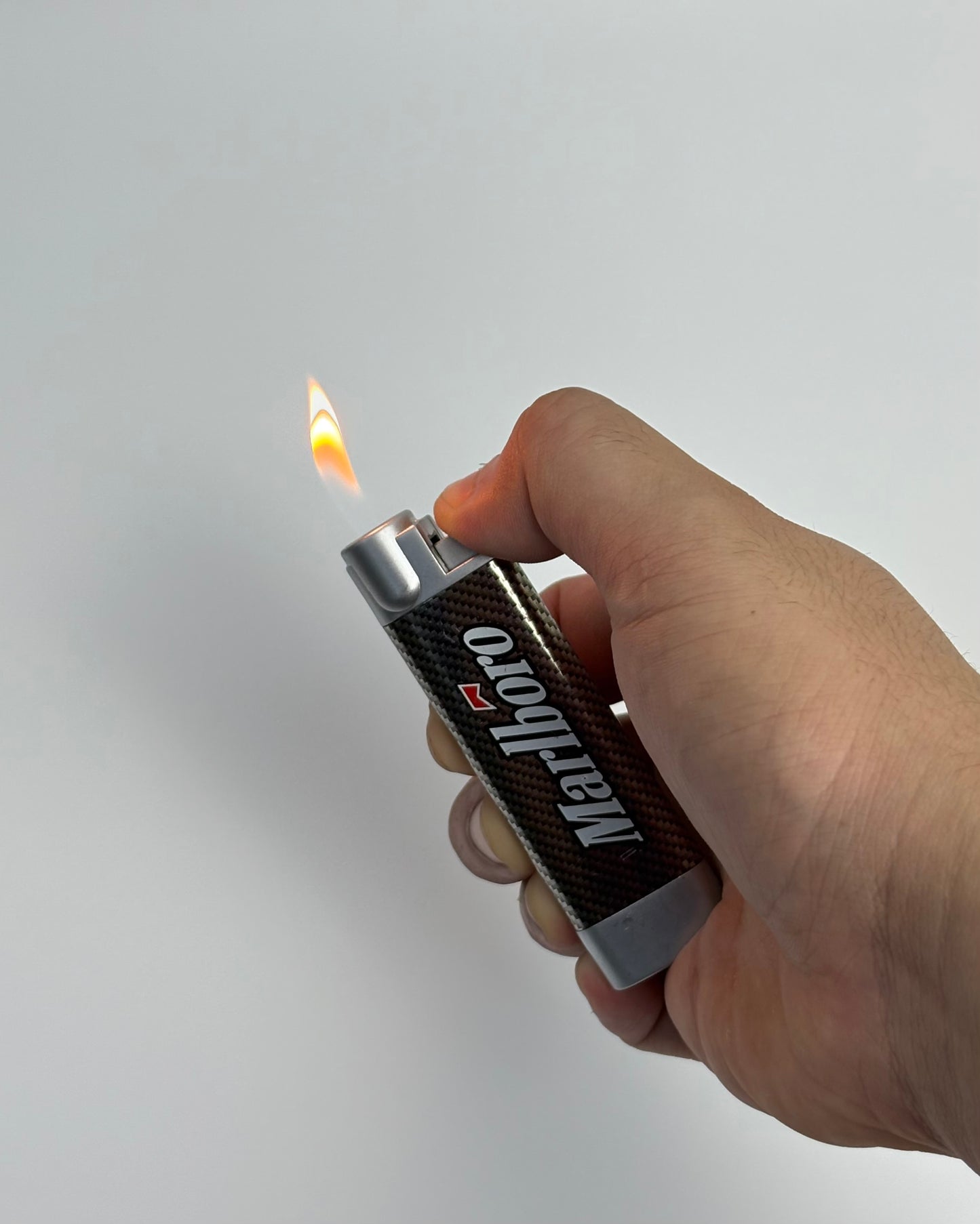 Lighter marlboro