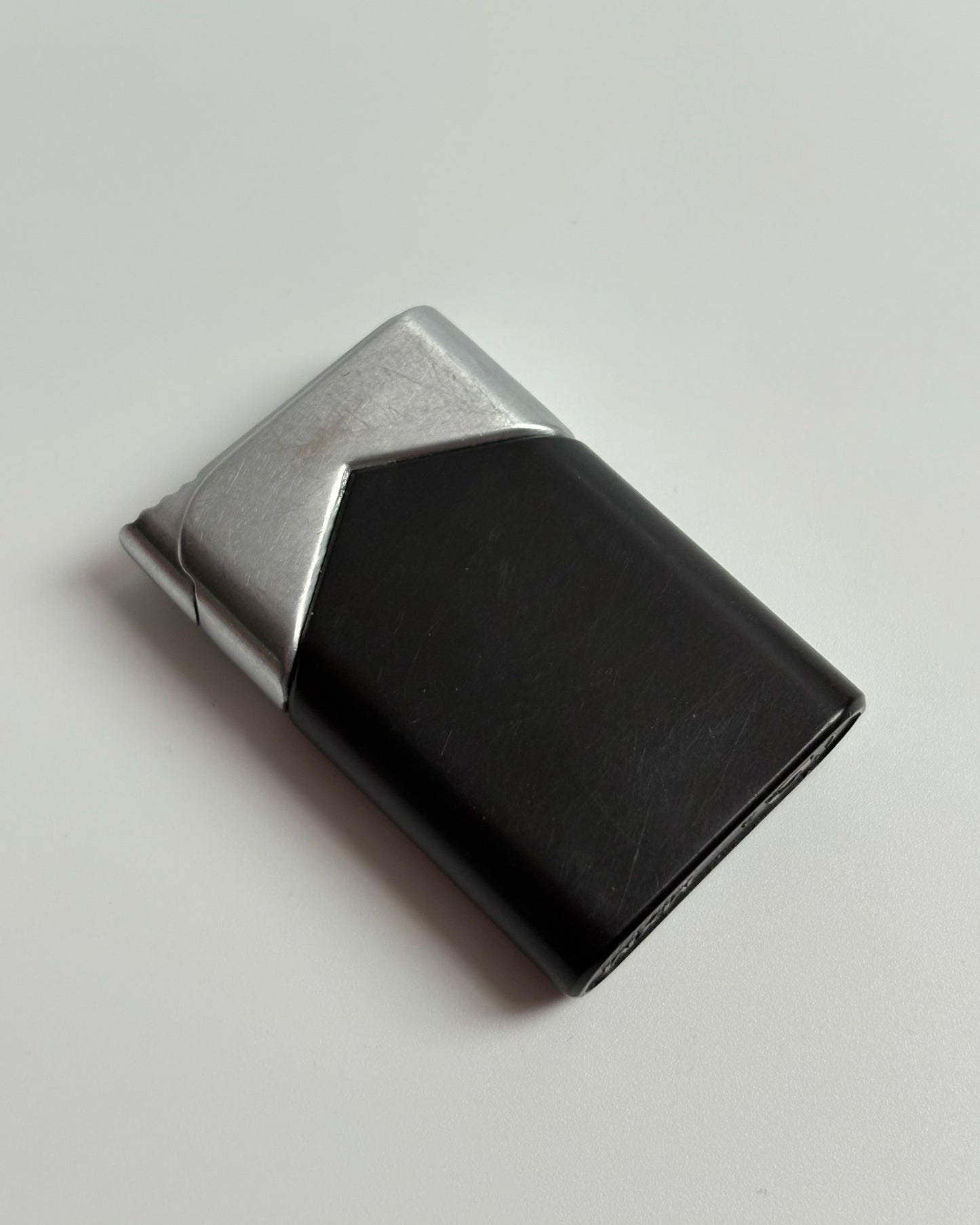 MARLBORO BLACK