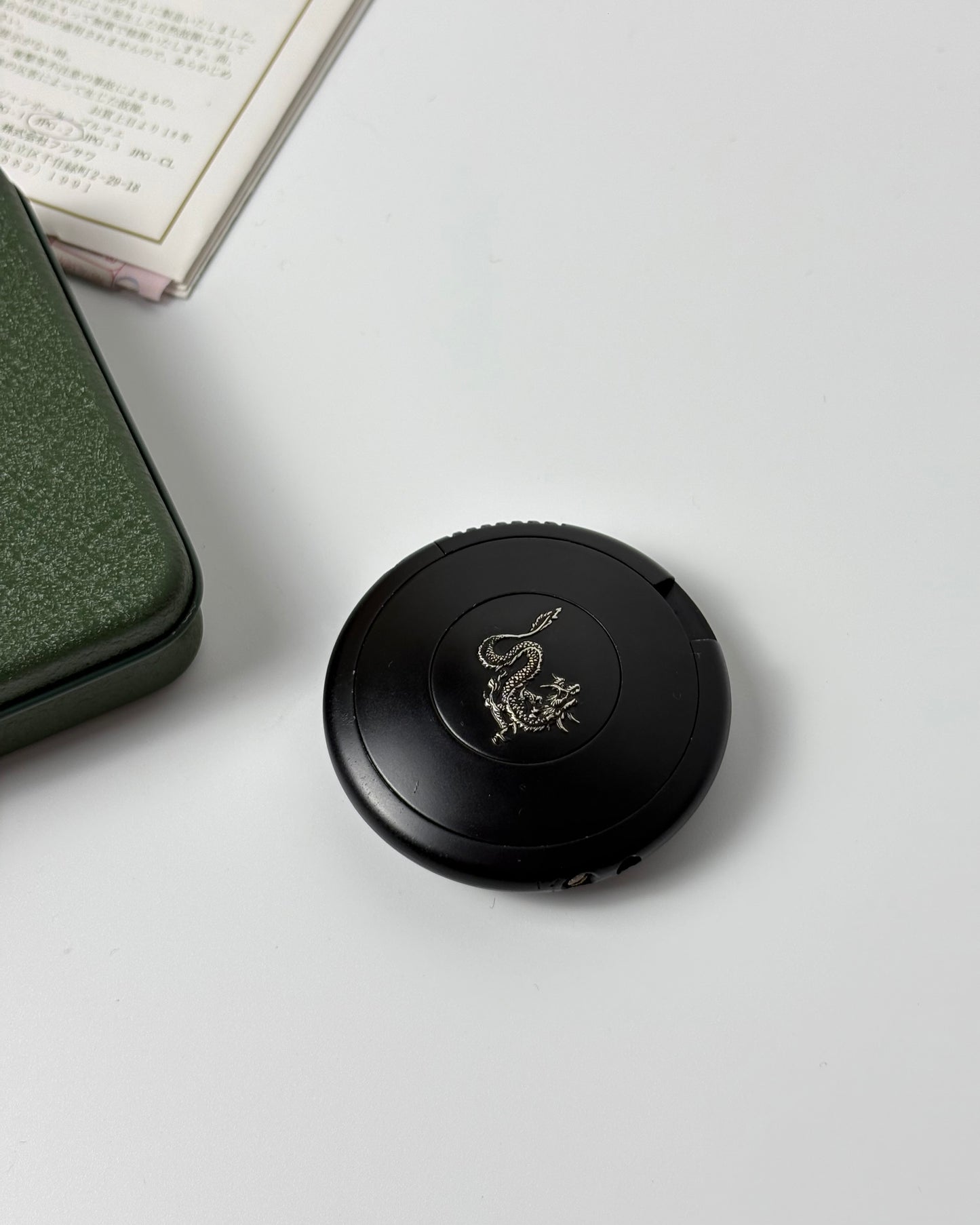 Bật lửa Jean Paul GAULTIER
