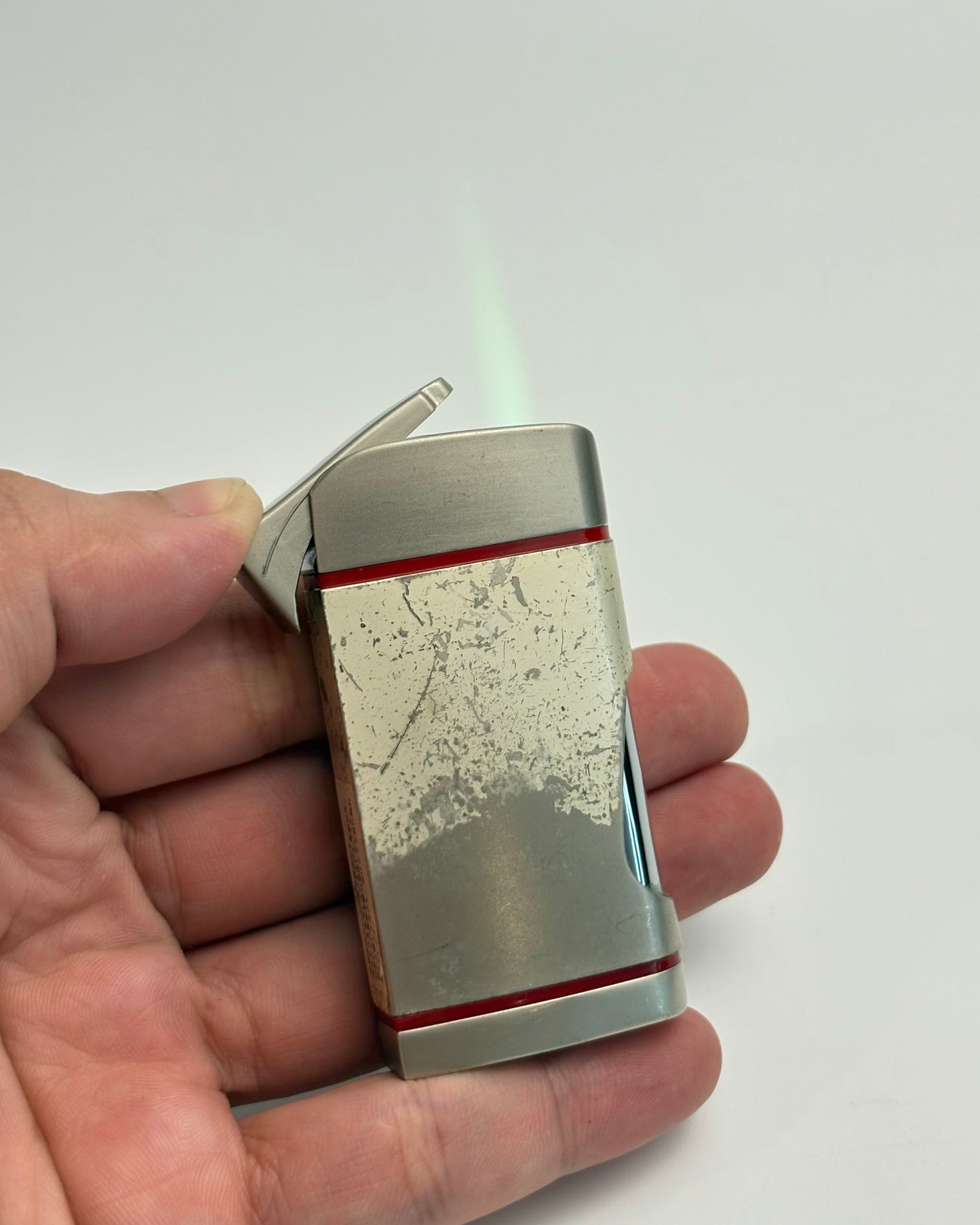 VINTAGE LIGHTER