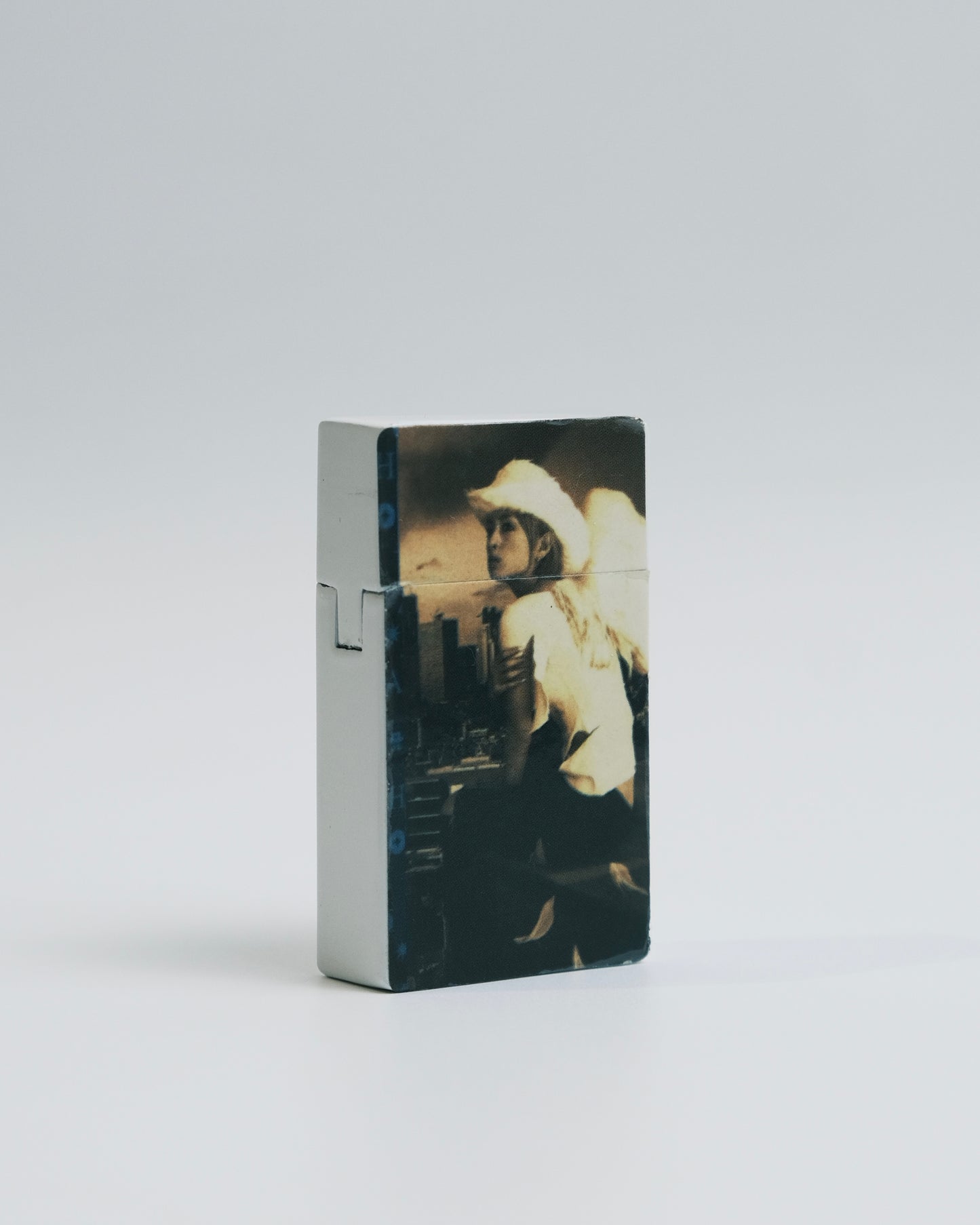 LIGHTER