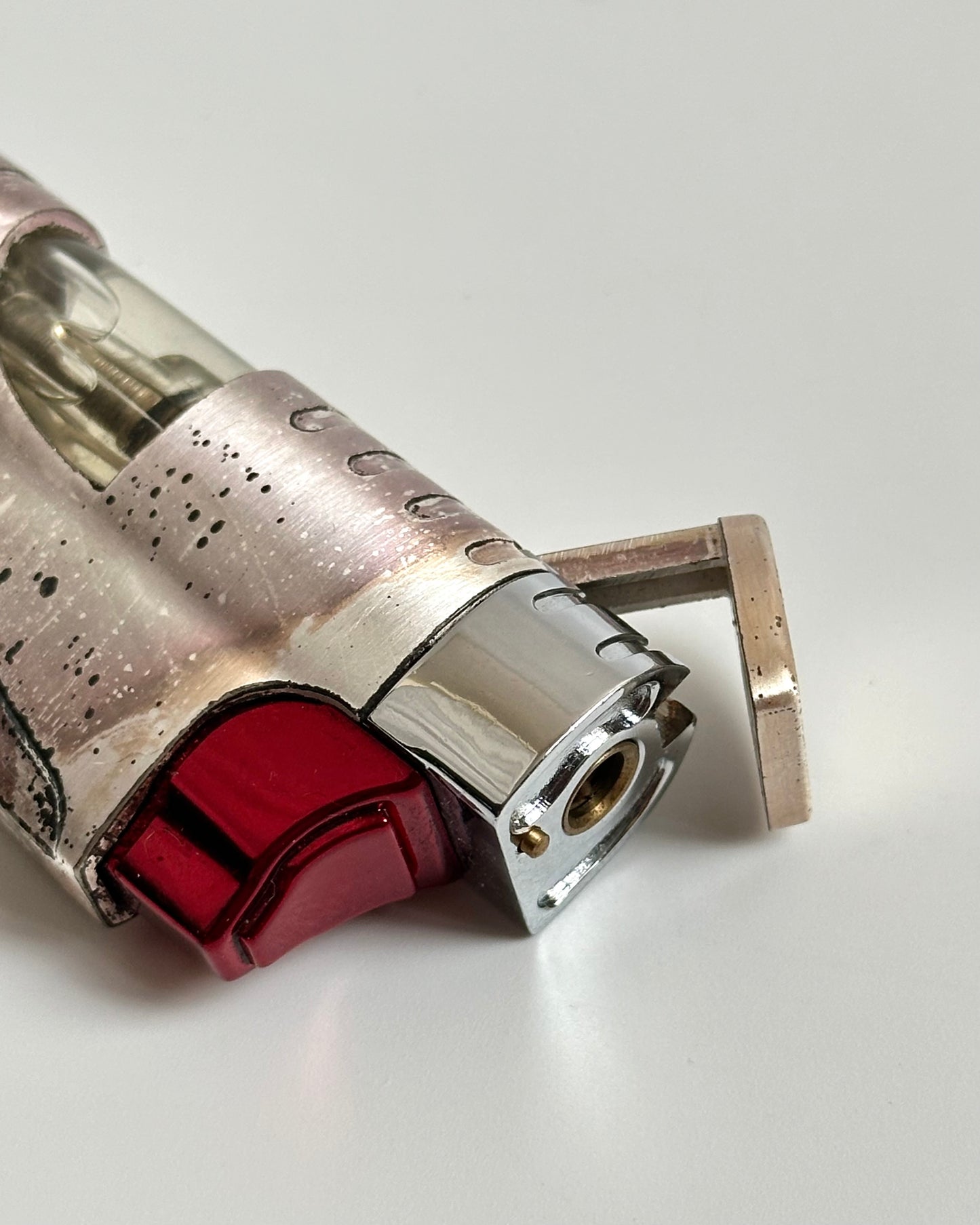 LIGHTER