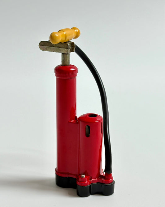 TIRE PUMP LIGHTER