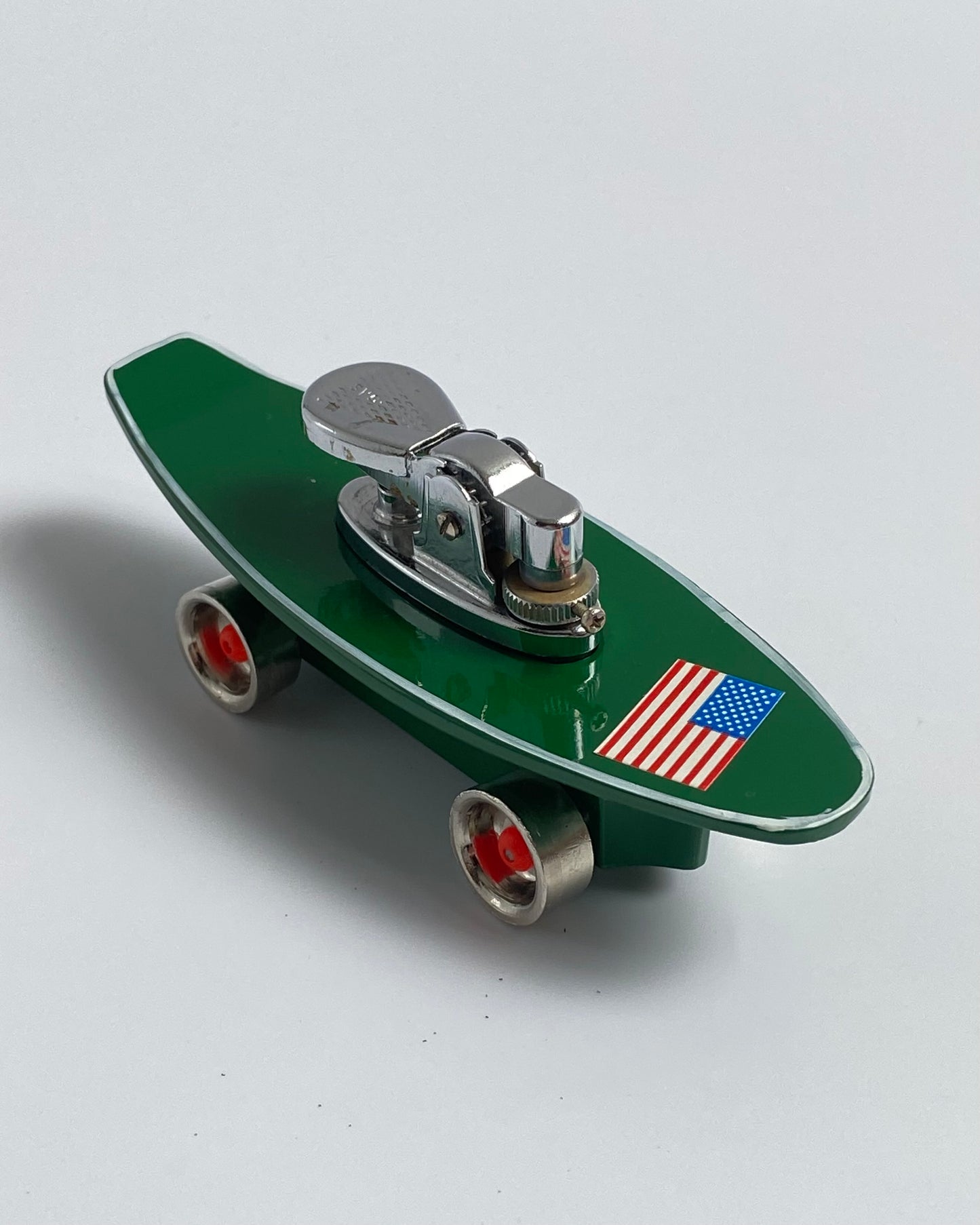 SKATEBOARD LIGHTER